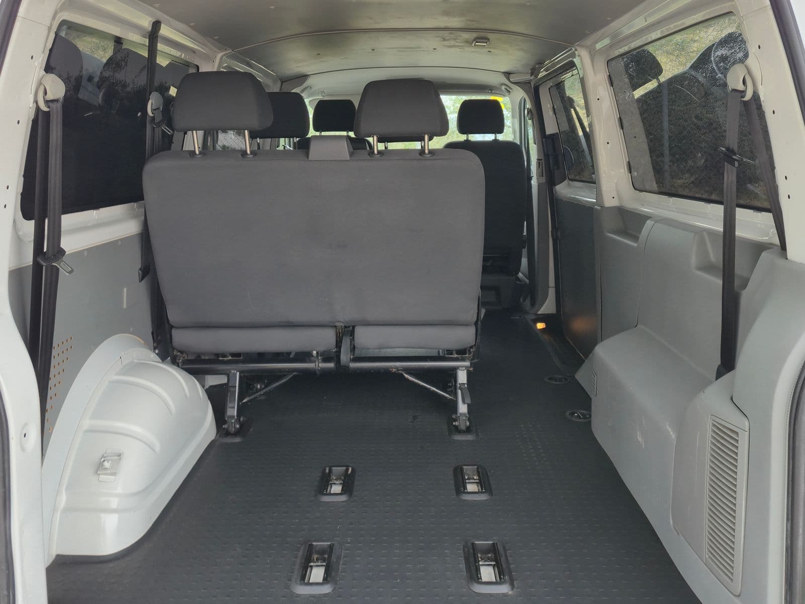 Detalles de Transporter T5 Facelift 9 Plazas de segunda mano en Málaga - Vista 6