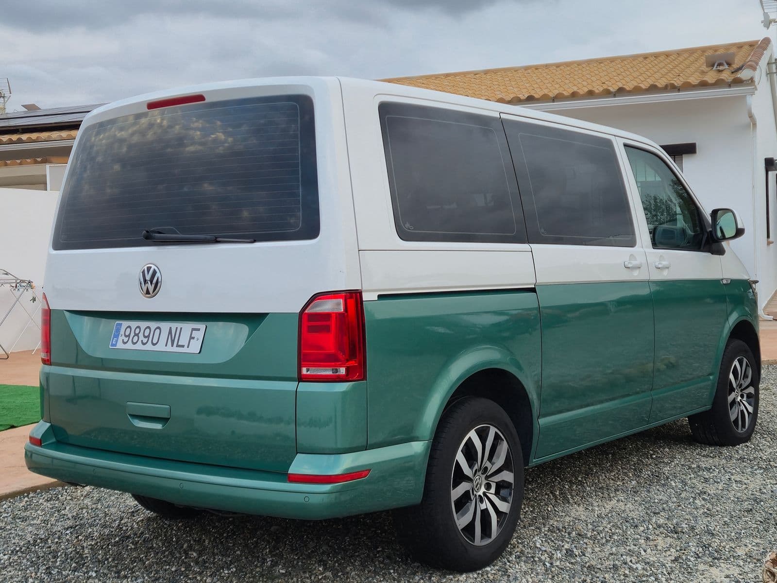 Detalles de Volkswagen Transporter T6 (8-Seater) de segunda mano en Málaga - Vista 3