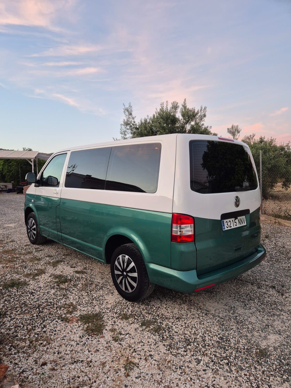 Detalles de Transporter T5 2.0 TDI DSG 8 Plazas de segunda mano en Málaga - Vista 2