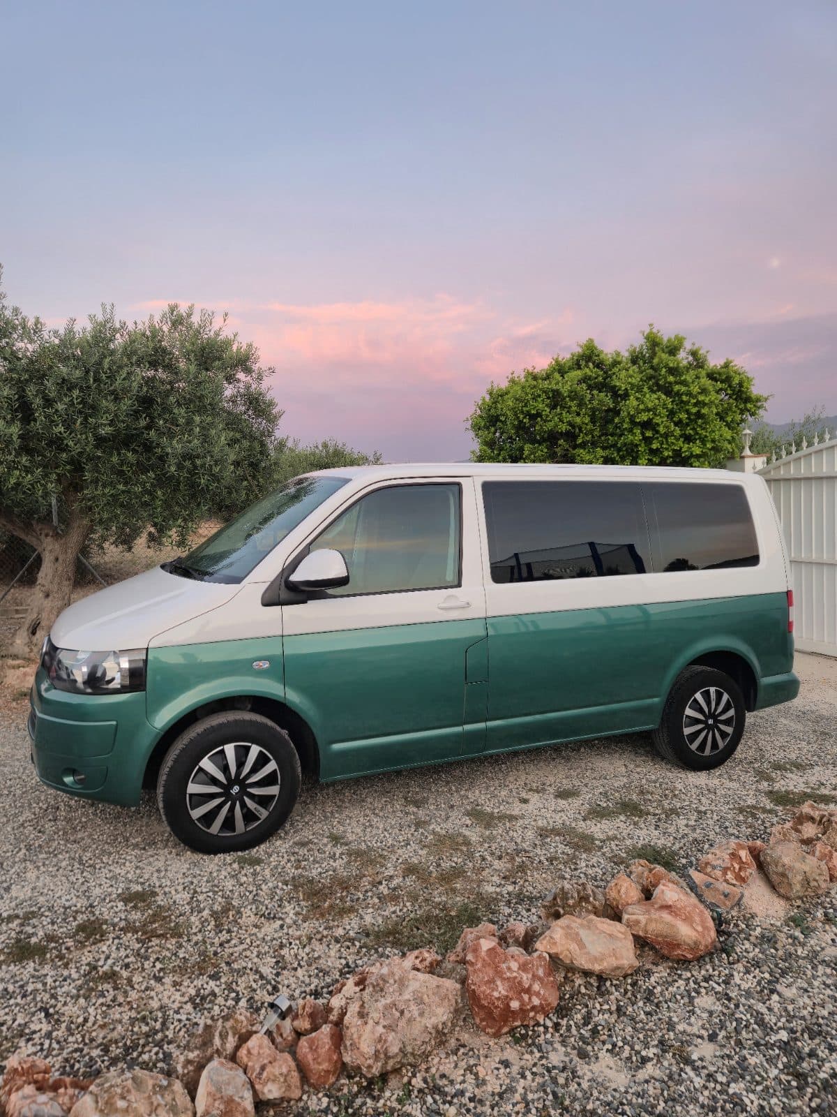 Detalles de Transporter T5 2.0 TDI DSG 8 Plazas de segunda mano en Málaga - Vista 4