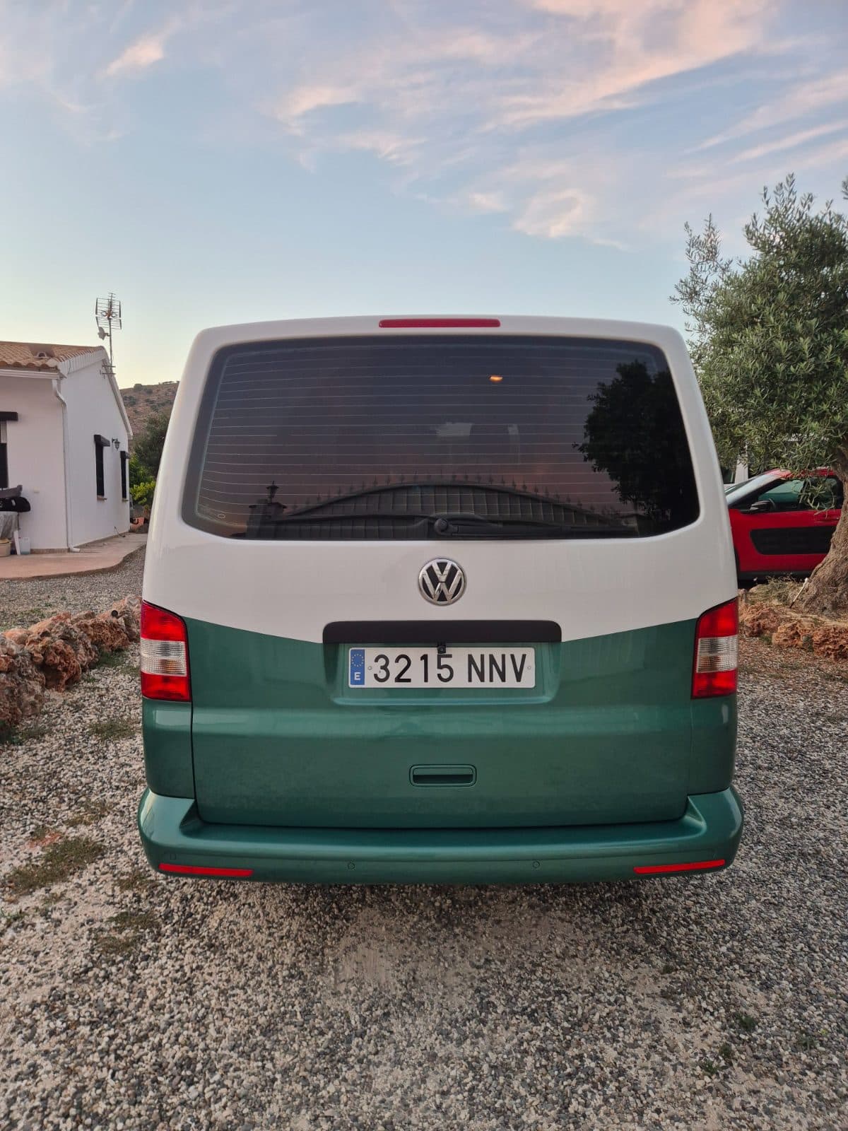 Detalles de Transporter T5 2.0 TDI DSG 8 Plazas de segunda mano en Málaga - Vista 5