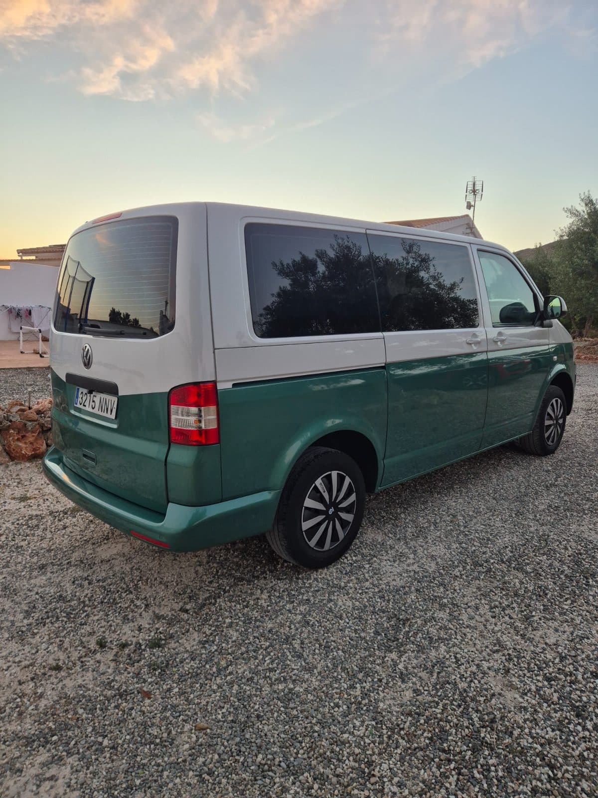 Detalles de Transporter T5 2.0 TDI DSG 8 Plazas de segunda mano en Málaga - Vista 6